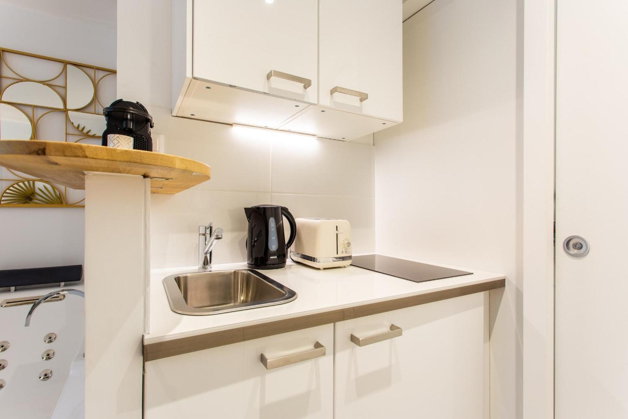 Charming Studio - 1Bd-2P - Batignolles Париж Екстериор снимка